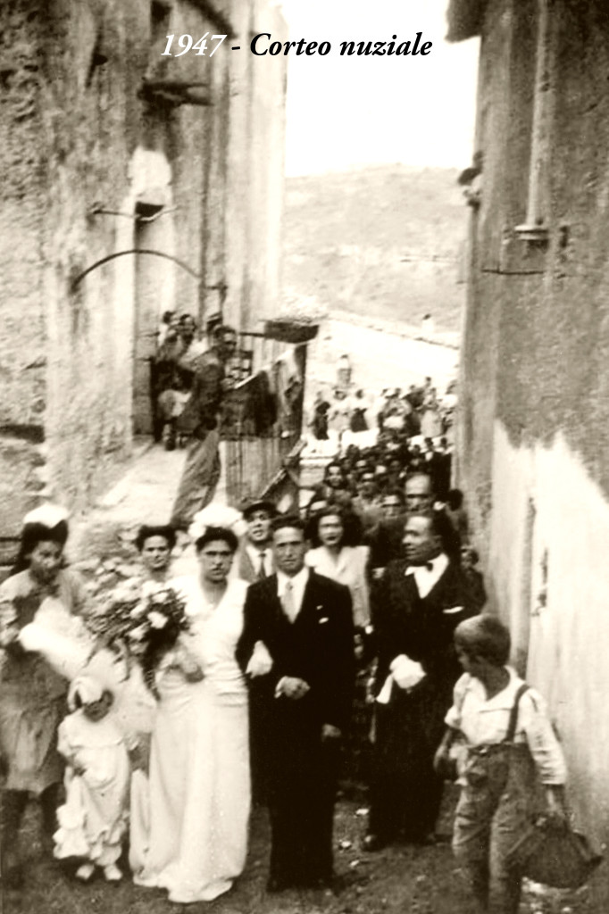 77 FOTO Corteo nuziale 1947